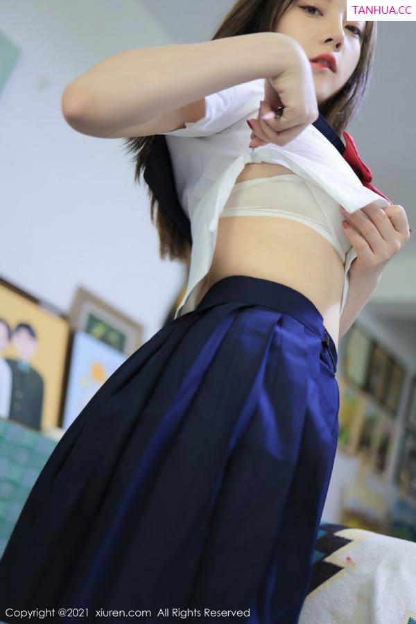 豆瓣酱  丰满学妹豆瓣酱 真实的画室场景第12张图片